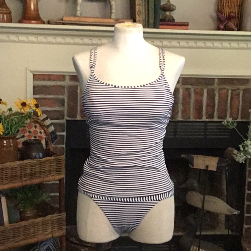 Athleta Two Piece Tankini